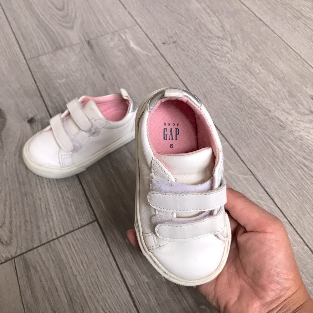 Toddler sneakers